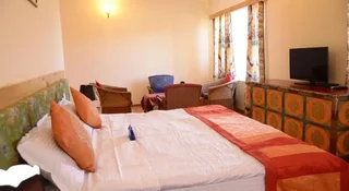 Лех: Hotel Lingzi