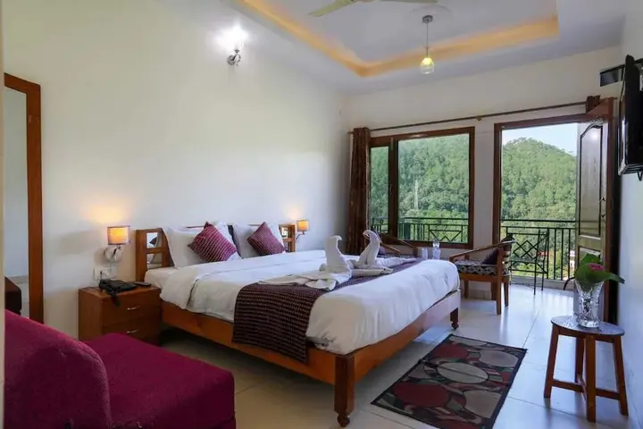Наинитал: Hotel Apple