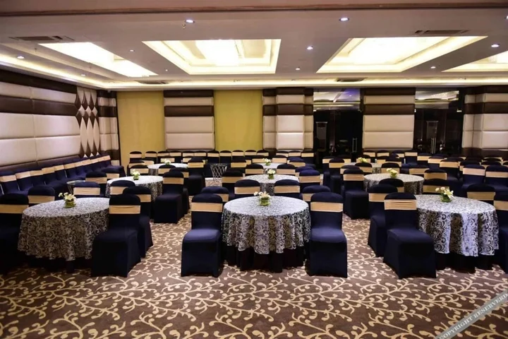 Лакхнау: Ranjee's Hotel