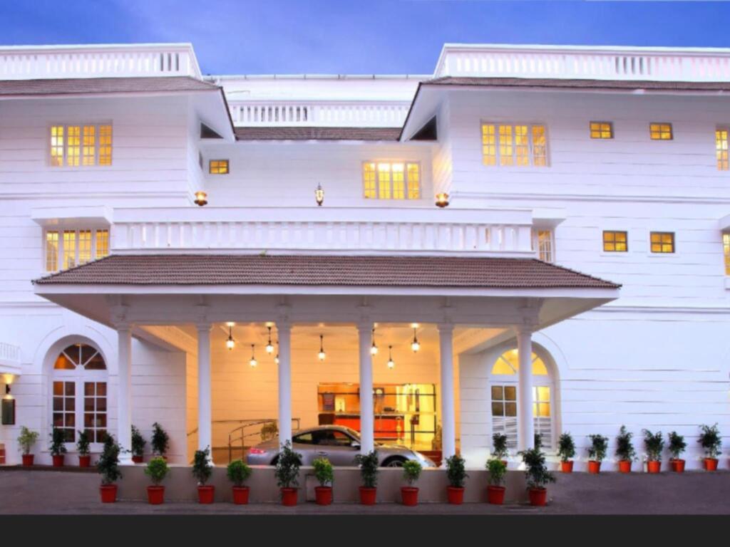 Триссур: Hotel Luciyapalace