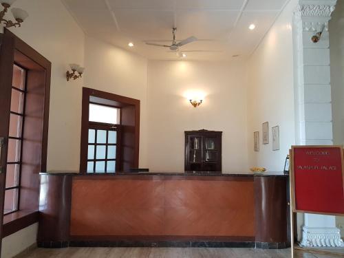 Гора Абу: Hotel Palanpur Palace