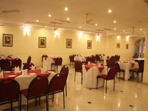 Гора Абу: Hotel Palanpur Palace