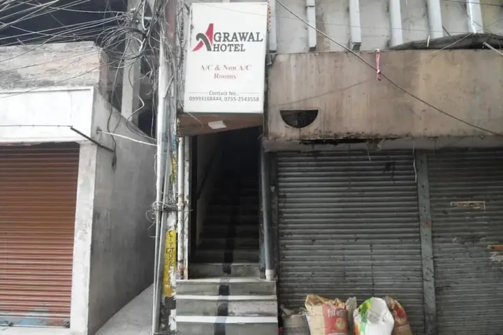 Бхопал: Hotel Agrawal