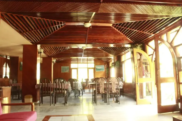 Манали: Zarim Hotel Manali