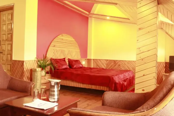 Манали: Zarim Hotel Manali