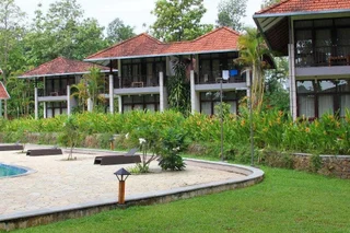 Атирапалли: Whispering Waters Resorts Cochin
