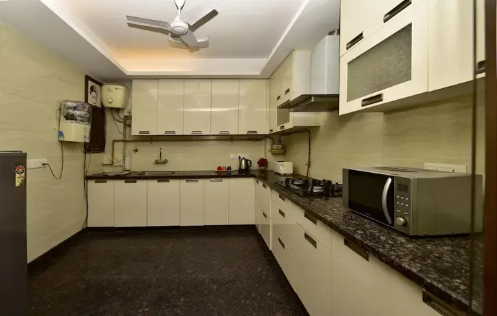 Нью-Дели: Woodpecker Service Apartments - Green Park