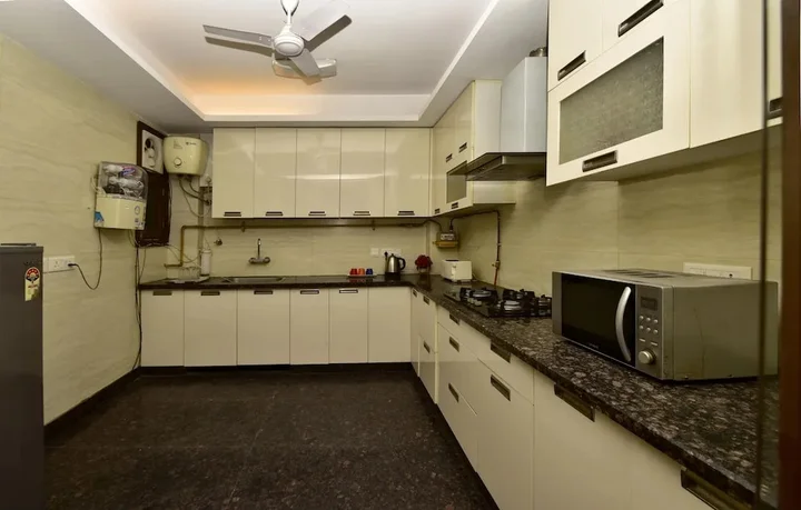 Нью-Дели: Woodpecker Service Apartments - Green Park