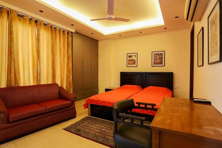 Нью-Дели: Woodpecker Service Apartments - Green Park