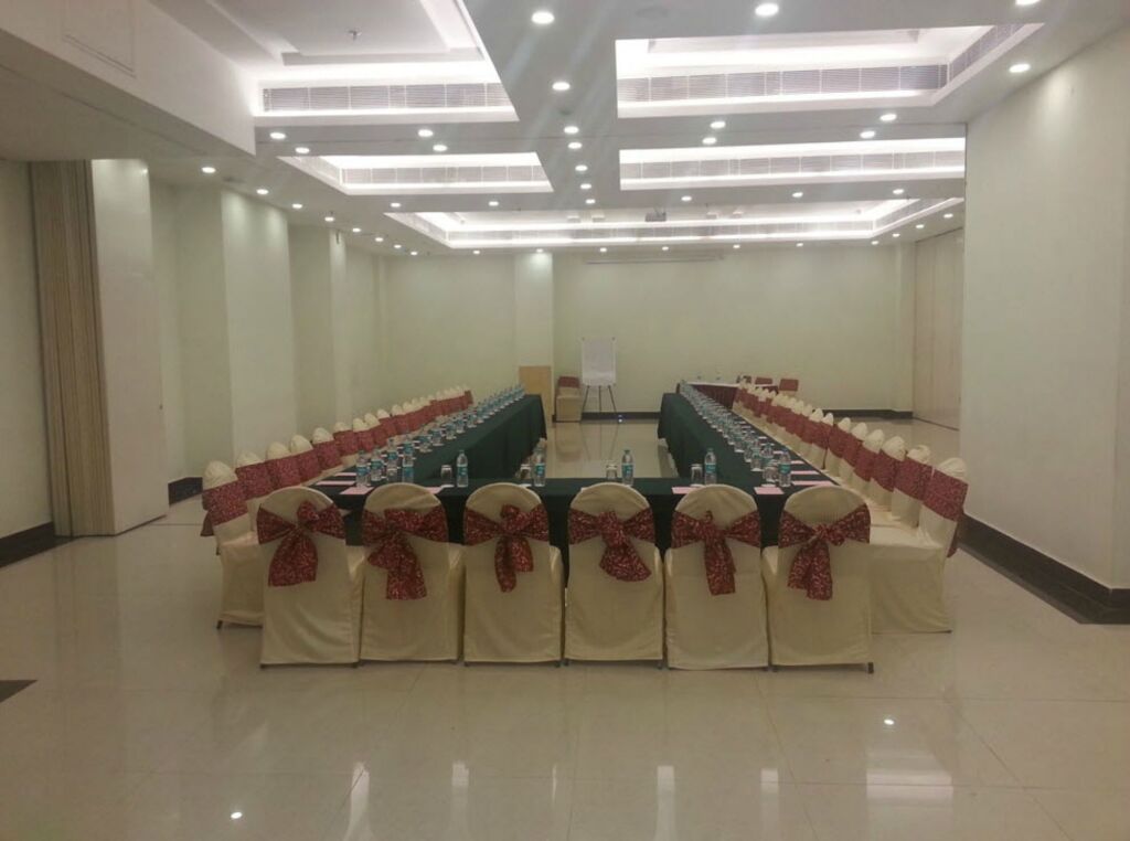 Нью-Дели: Hotel Regent Continental