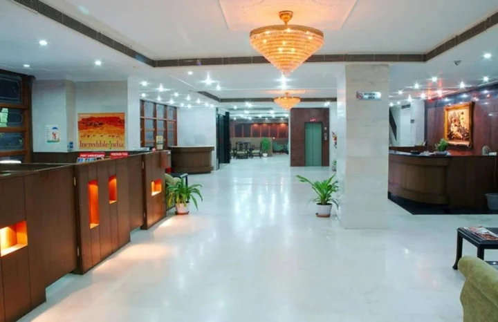 Нью-Дели: Hotel Regent Continental