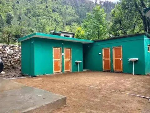 Гушайни: Sun N Sky Tirthan Valley