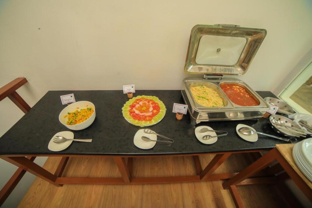 Салем: WOW Bison Woods Resort Yercaud