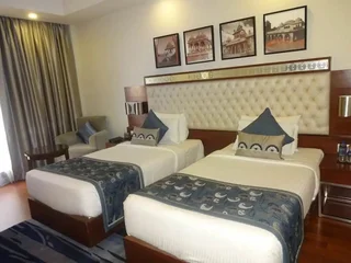 Шахджаханпур: The Lal Vilas Hotel & Resort