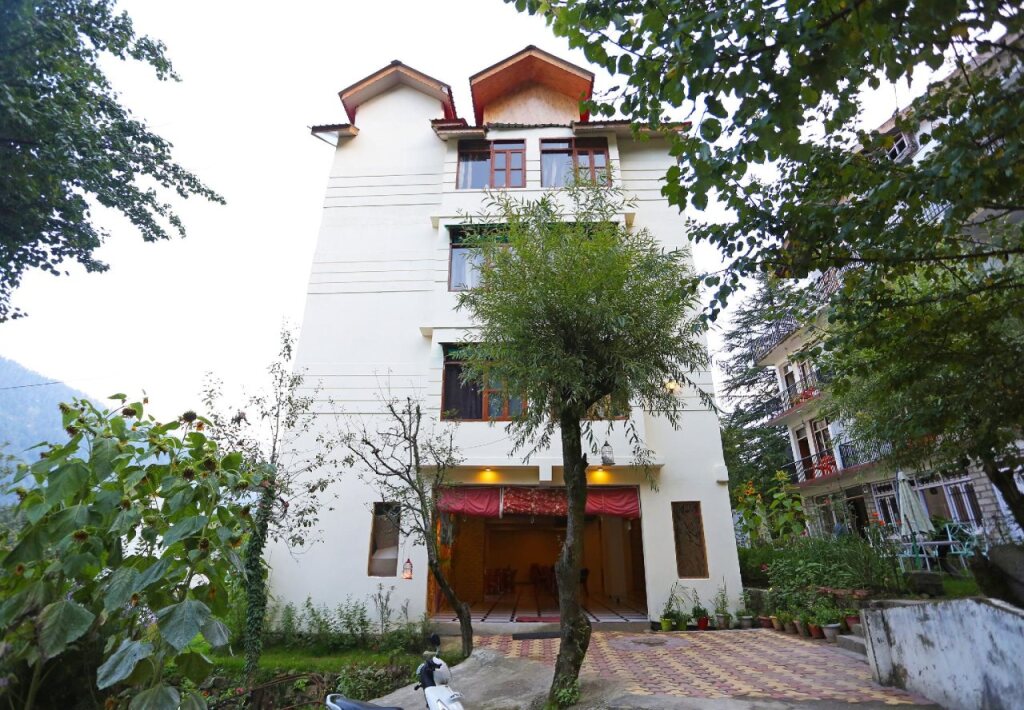 Манали: Sparsh Resort