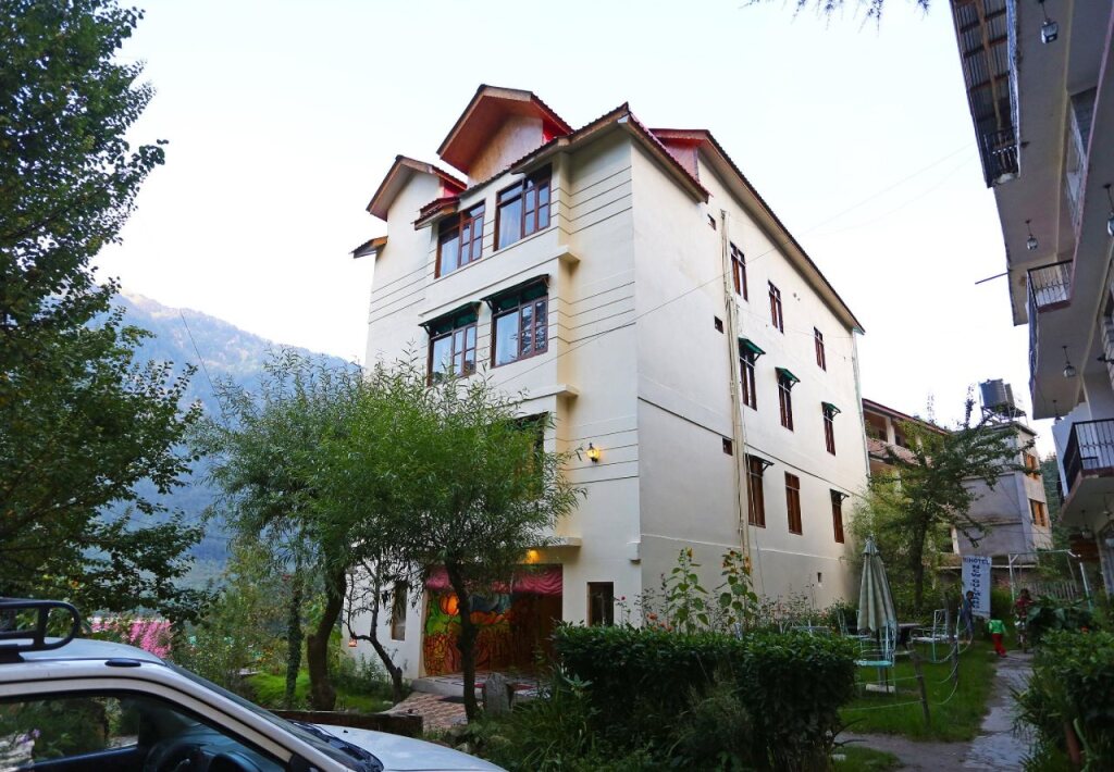 Манали: Sparsh Resort