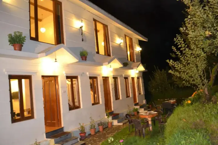 Манали: Sparsh Resort