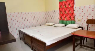 Eraniel: Hotel Ganesh Lodge