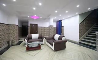 Катра: Hotel JMK International