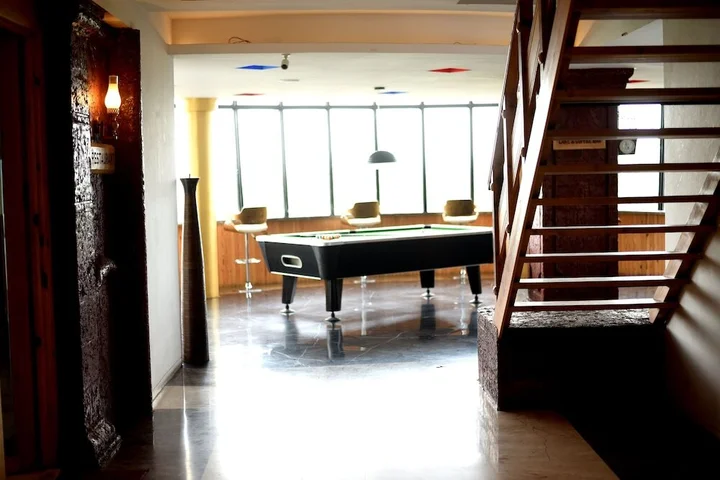 Чакан: Hotel Stonarc