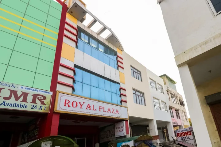 Rohtak: Hotel Royal Mall