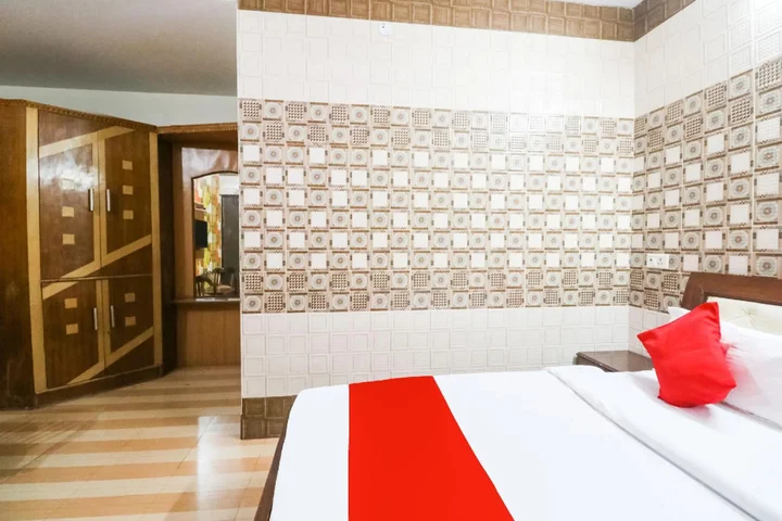 Rohtak: Hotel Royal Mall