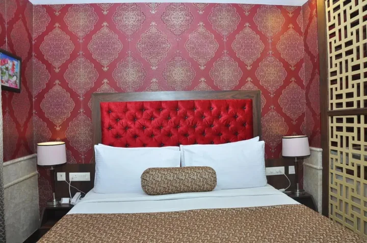 Дехрадун: Hotel JSR Continental