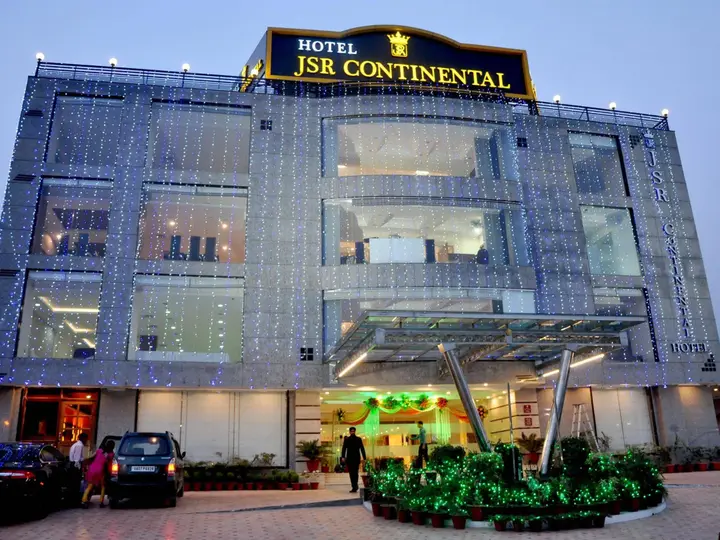 Дехрадун: Hotel JSR Continental