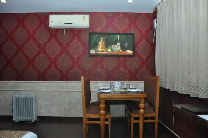 Дехрадун: Hotel JSR Continental
