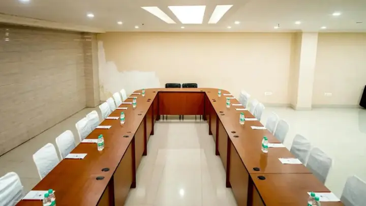 Дехрадун: Hotel JSR Continental
