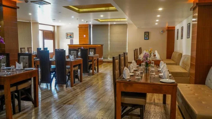 Дехрадун: Hotel JSR Continental