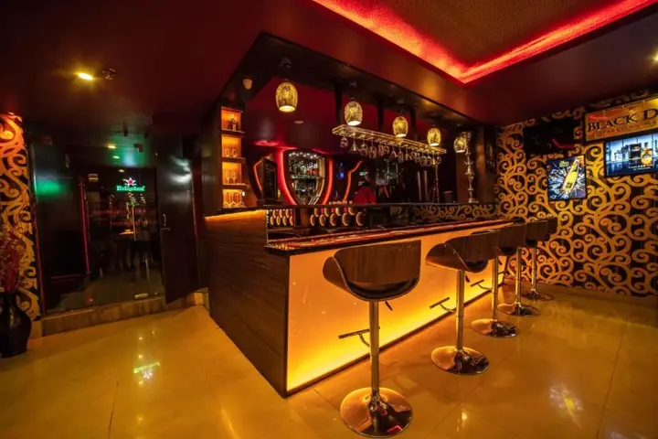 Дехрадун: Hotel JSR Continental