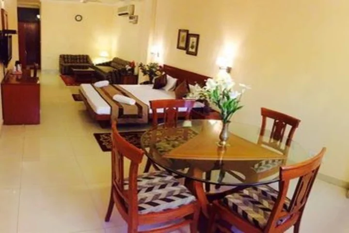 Нью-Дели: Airport Hotel