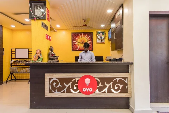 Удджайн: OYO 2942 Hotel Suryodaya