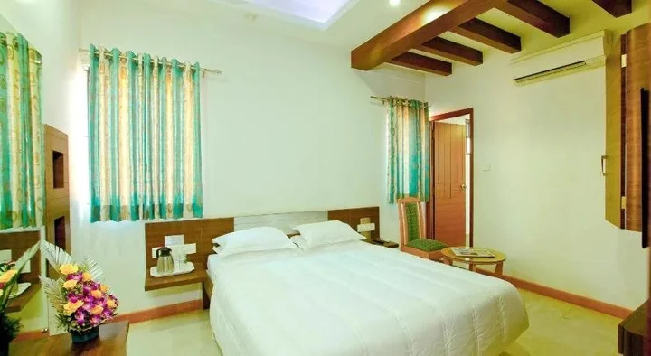 Бангалор: Hotel VT Orchid