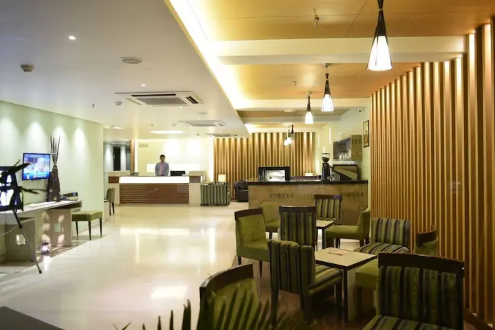 Лудхиана: Hotel Lamellz