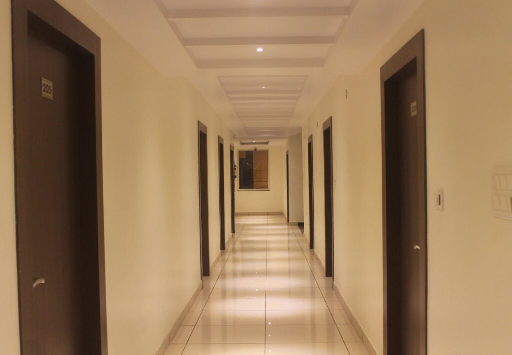 Наинитал: Hotel Surya