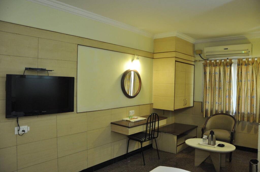 Fast Track Vadapalani — фото 1