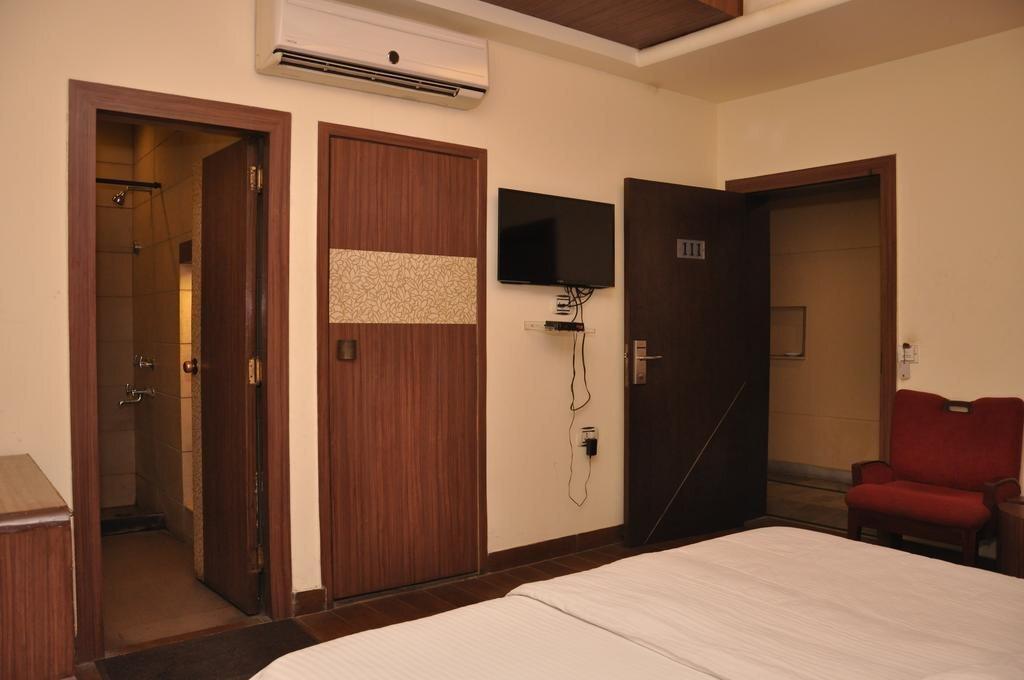 Aligarh: Ruby
