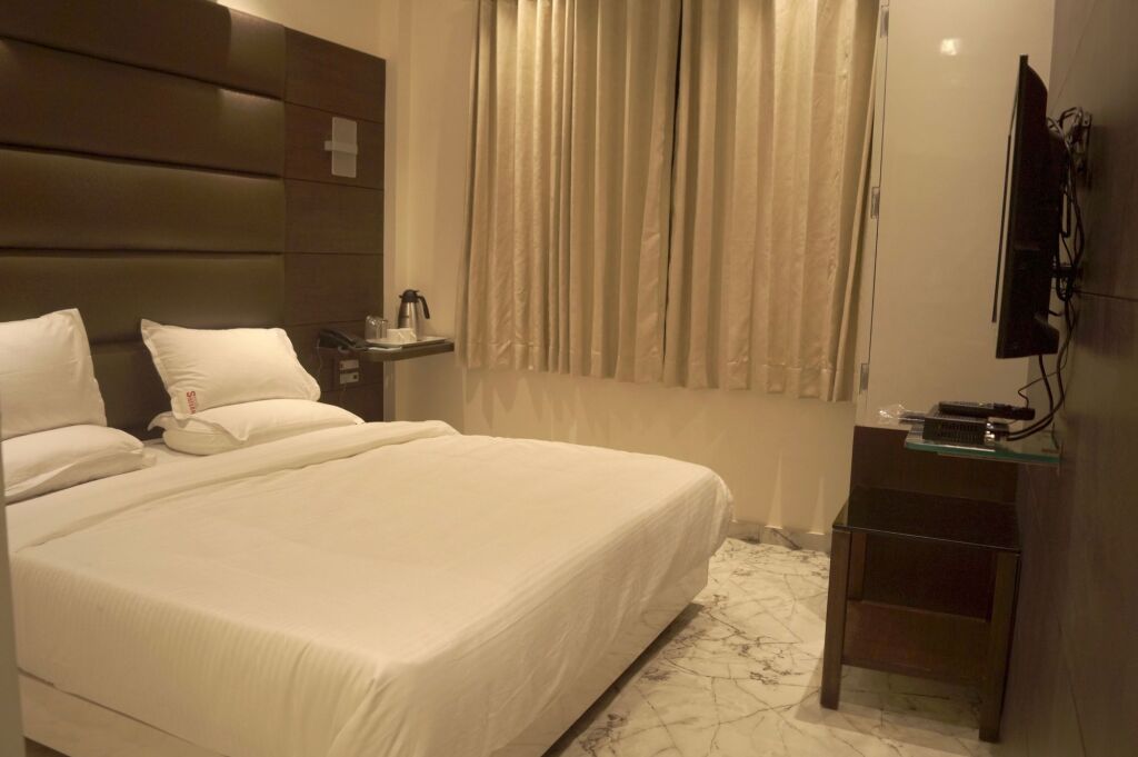 Пуна: Hotel Shivam