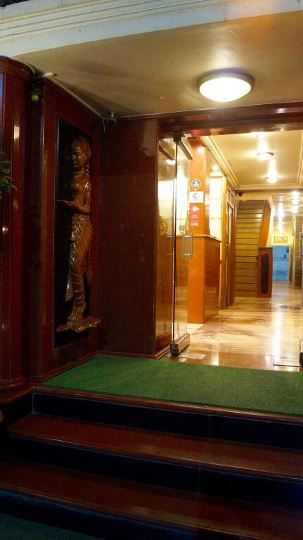 Пуна: Hotel Shivam