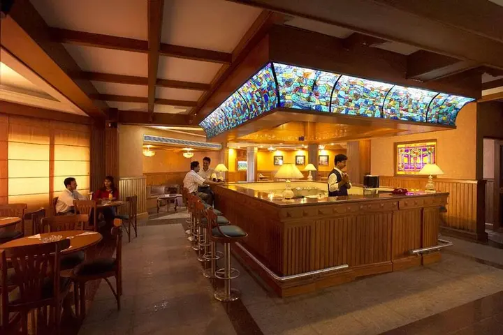 Парадип: Empires Hotel Paradip