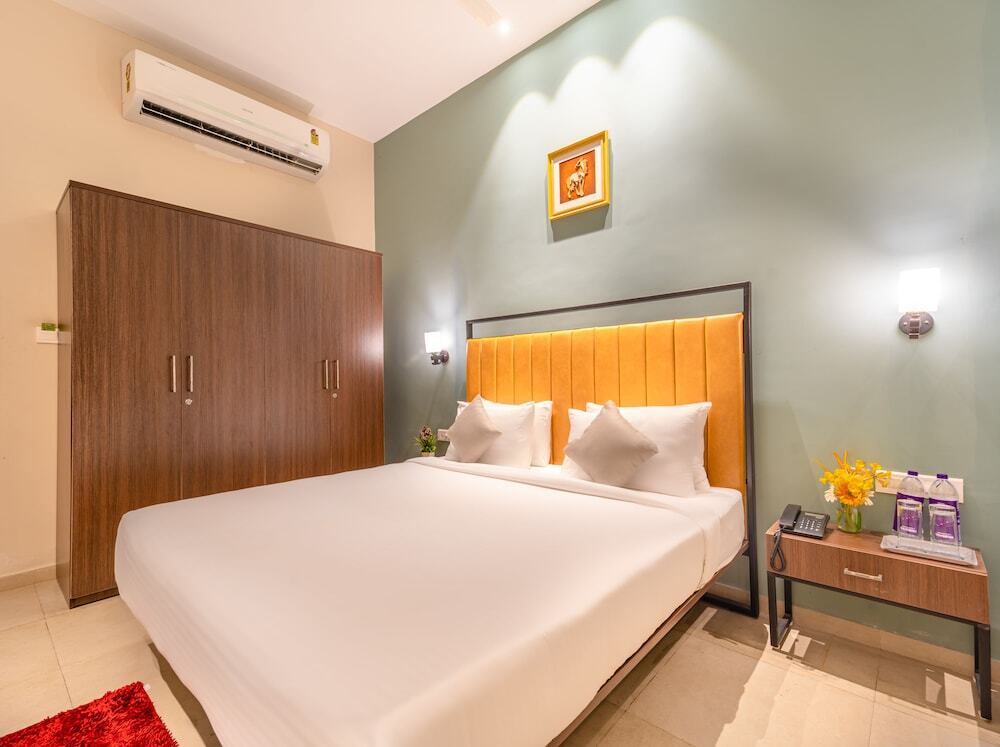 Райпур: Hotel Shamrock Greens