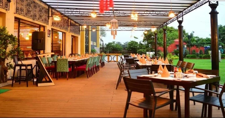 Райпур: Hotel Shamrock Greens