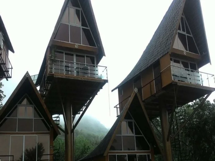 Лонавала: Rumourss Sky Villa and Resort