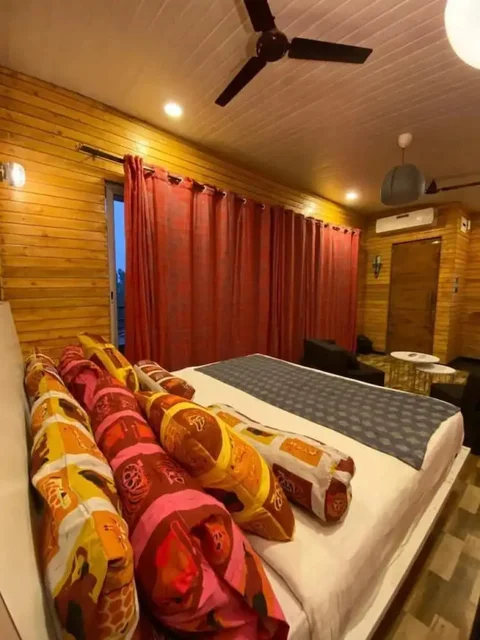 Лонавала: Rumourss Sky Villa and Resort