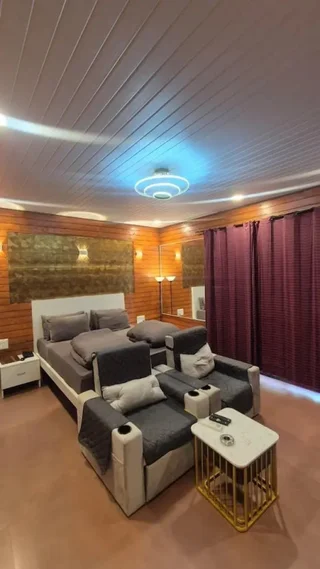 Лонавала: Rumourss Sky Villa and Resort