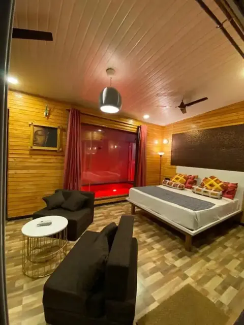 Лонавала: Rumourss Sky Villa and Resort