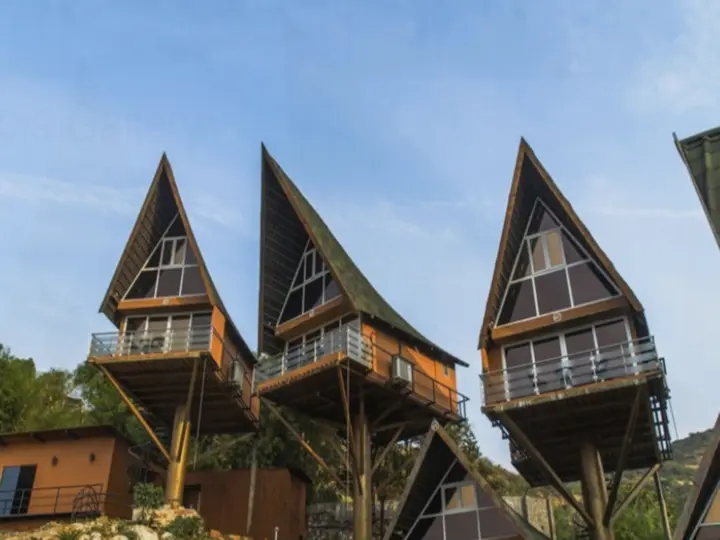Лонавала: Rumourss Sky Villa and Resort