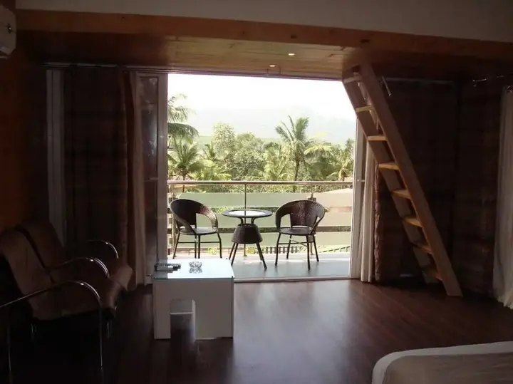 Лонавала: Rumourss Sky Villa and Resort
